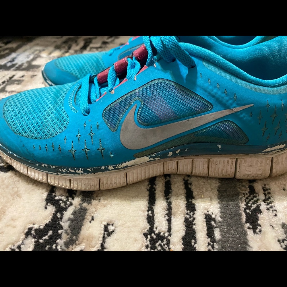 Blue Nike Free Run